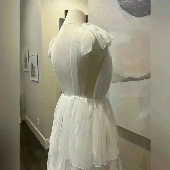 NWT Lulus Made a Wish White Swiss Dot Tiered Tie-Strap Midi Dress Size M - Picture 13 of 15